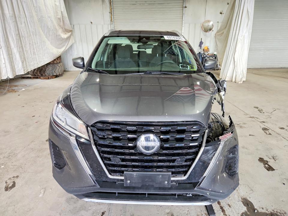 69745626 :رقم المزاد ، 3N1CP5CV8PL523084 vin ، 2023 Nissan Kicks مزاد بيع