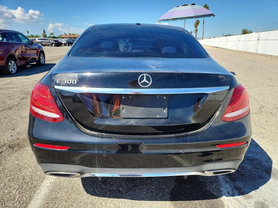 Продаж на аукціоні авто 2017 Mercedes-benz E, vin: WDDZF4JBXHA193881, номер лоту: 70825226