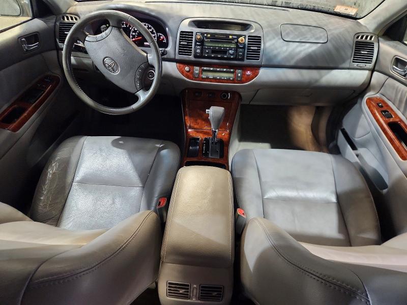 2005 Toyota Camry მანქანა იყიდება აუქციონზე, vin: 4T1BF30K45U593450, აუქციონის ნომერი: 69563226