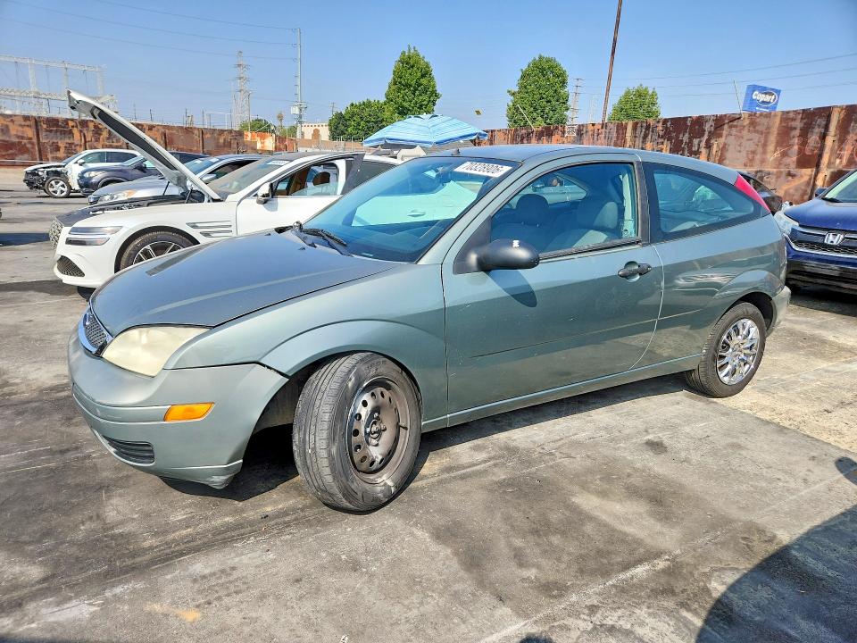 70328906 :رقم المزاد ، 3FAFP31N65R116723 vin ، 2005 Ford Focus مزاد بيع