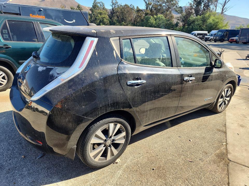 2015 Nissan Leaf მანქანა იყიდება აუქციონზე, vin: 1N4AZ0CP9FC322507, აუქციონის ნომერი: 70052866