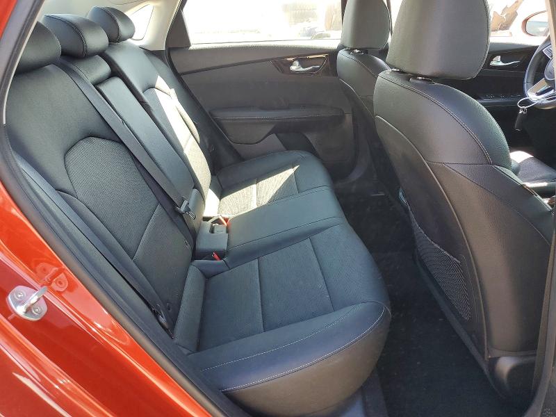 70978896 :رقم المزاد ، 3KPF54AD0KE068815 vin ، 2019 Kia Forte مزاد بيع