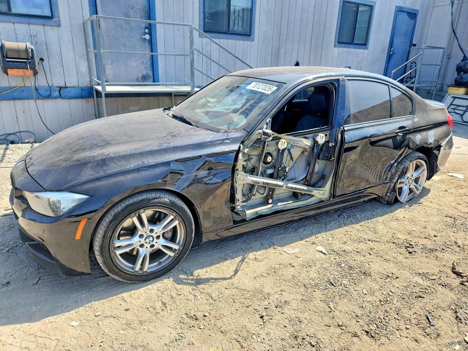 70127026 :رقم المزاد ، WBA8E3G55GNU00590 vin ، 2016 Bmw 328 مزاد بيع