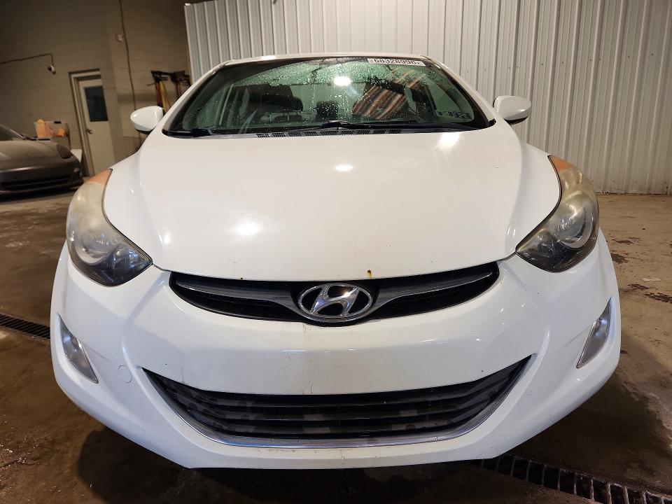 68328996 :رقم المزاد ، 5NPDH4AE6DH407714 vin ، 2013 Hyundai Elantra مزاد بيع