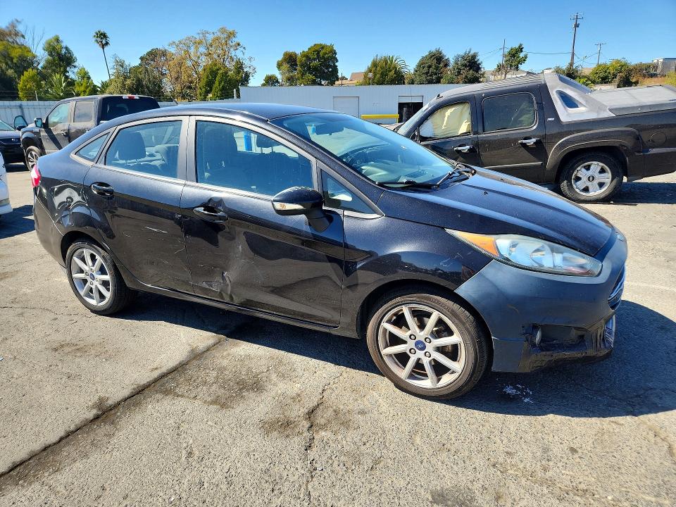 Auction sale of the 2015 Ford Fiesta, vin: 3FADP4BJ4FM205472, lot number: 69382316
