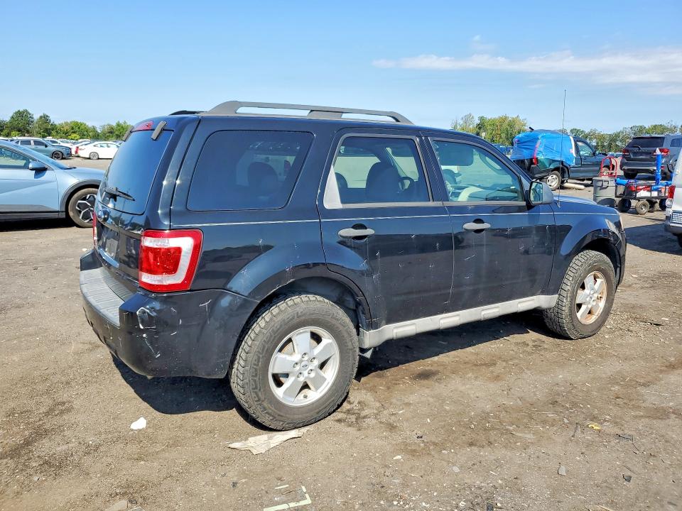 2009 Ford Escape მანქანა იყიდება აუქციონზე, vin: 1FMCU037X9KB20637, აუქციონის ნომერი: 68914836