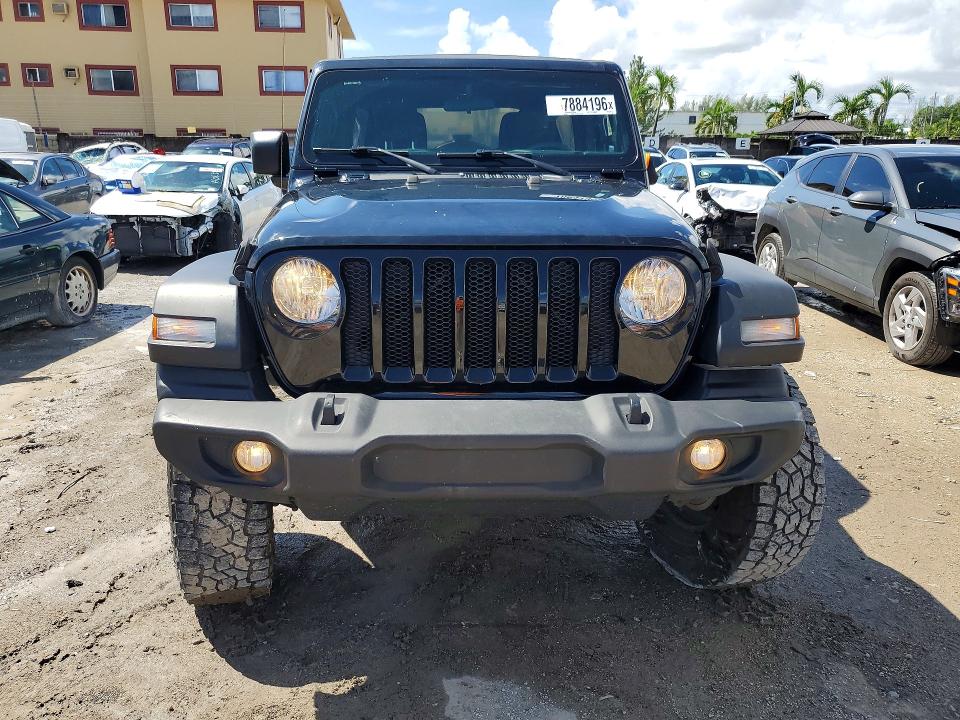 2018 Jeep Wrangler Unlimited მანქანა იყიდება აუქციონზე, vin: 1C4HJXDG5JW151978, აუქციონის ნომერი: 67884196