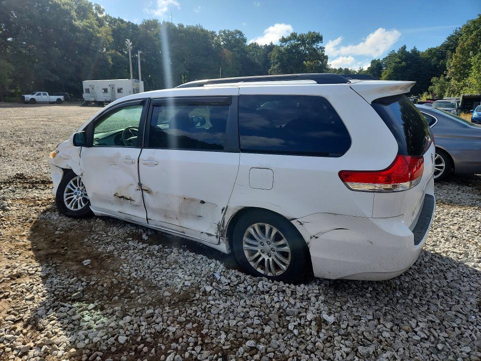 Продаж на аукціоні авто 2011 Toyota Sienna, vin: 5TDYK3DC0BS001815, номер лоту: 69295536
