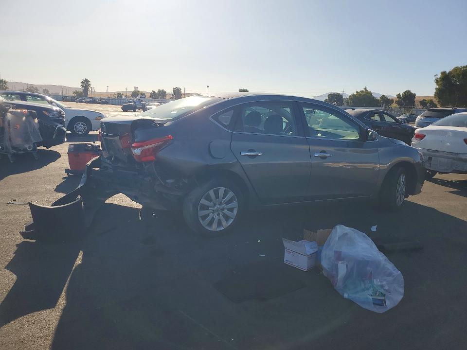 Aukcja sprzedaży 2018 Nissan Sentra, vin: 3N1AB7AP9JY301377, numer aukcji: 68059886