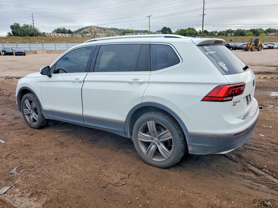 70301116 :رقم المزاد ، 3VV2B7AX1LM160169 vin ، 2020 Volkswagen Tiguan مزاد بيع