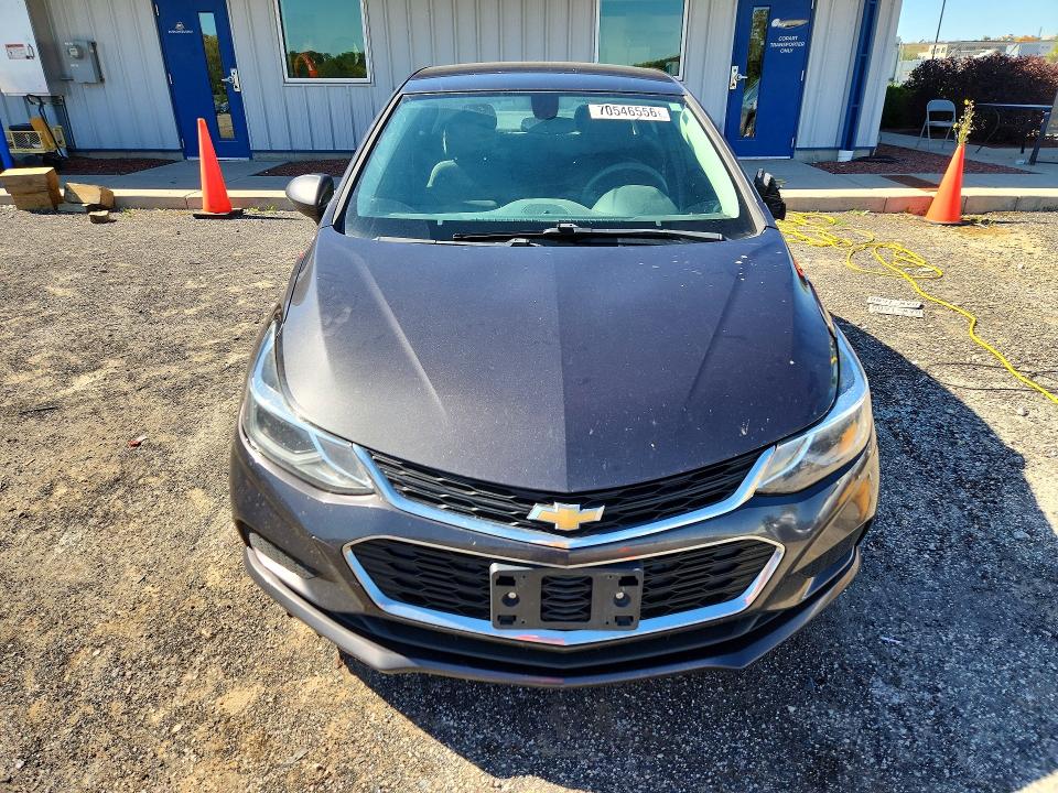 70546556 :رقم المزاد ، 1G1BE5SM6G7257519 vin ، 2016 Chevrolet Cruze مزاد بيع