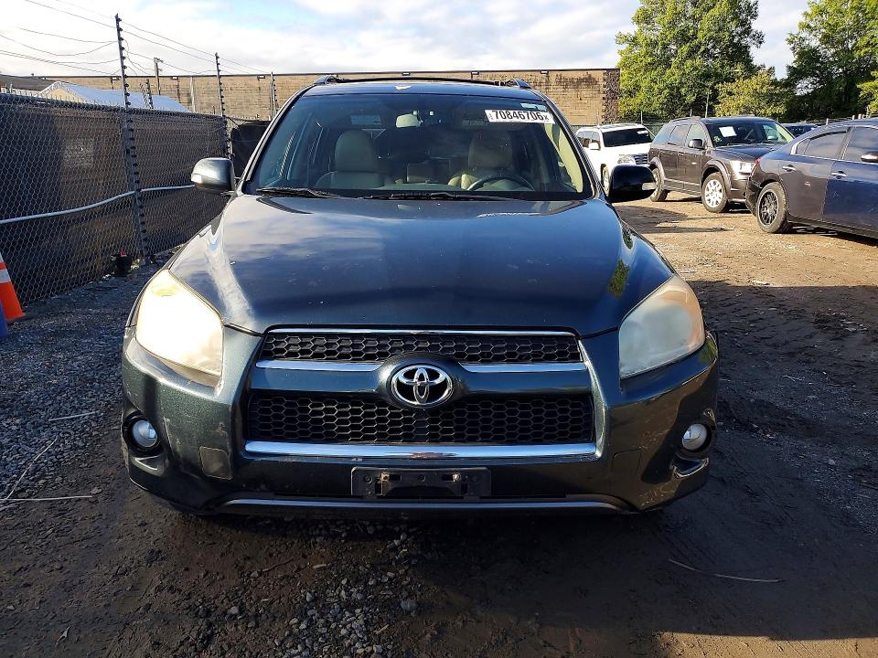 2011 Toyota Rav4 მანქანა იყიდება აუქციონზე, vin: 2T3DF4DV9BW140852, აუქციონის ნომერი: 70846706