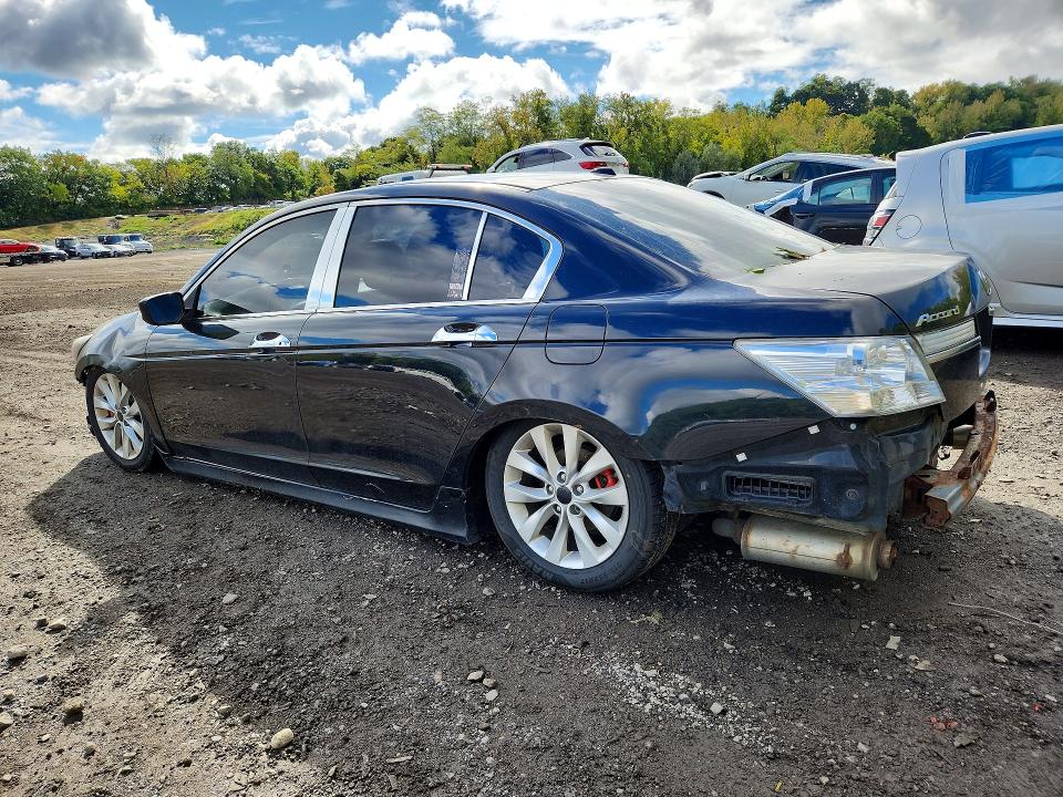 2011 Honda Accord მანქანა იყიდება აუქციონზე, vin: 1HGCP3F87BA019442, აუქციონის ნომერი: 70549426