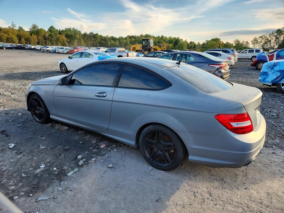 2013 Mercedes-benz C მანქანა იყიდება აუქციონზე, vin: WDDGJ4HB7DF957937, აუქციონის ნომერი: 71441286