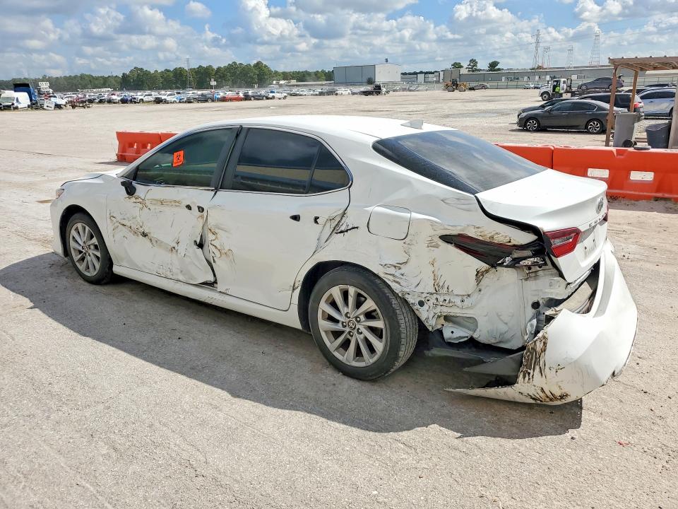 68091316 :رقم المزاد ، 4T1C11AKXRU879069 vin ، 2024 Toyota Camry مزاد بيع