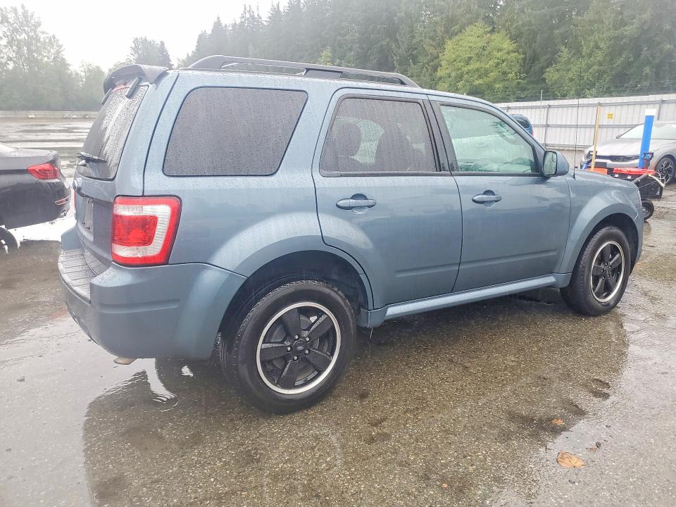 71029336 :رقم المزاد ، 1FMCU9D72CKC26851 vin ، 2012 Ford Escape مزاد بيع