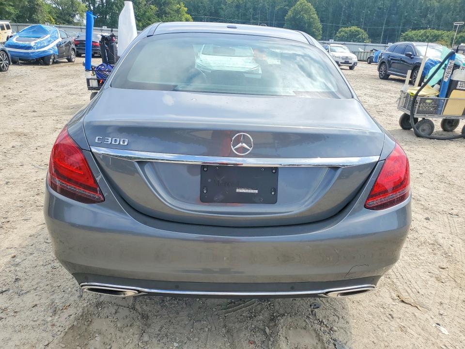 66836546 :رقم المزاد ، W1KWF8DB0MR637724 vin ، 2021 Mercedes-benz C مزاد بيع