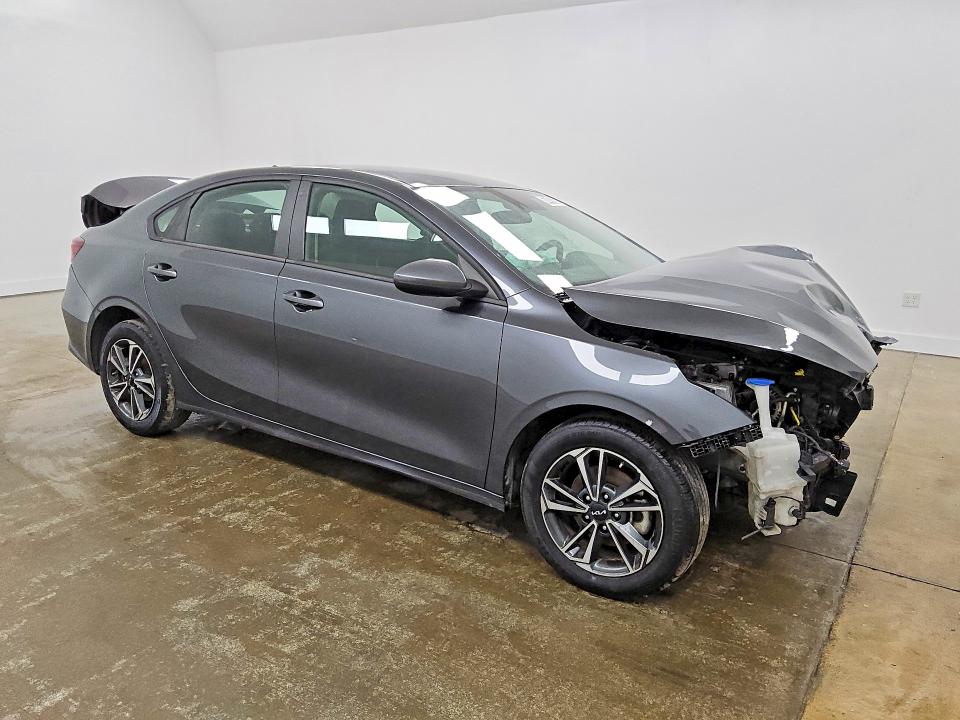 67447636 :رقم المزاد ، 3KPF24AD4RE784474 vin ، 2024 Kia Forte مزاد بيع