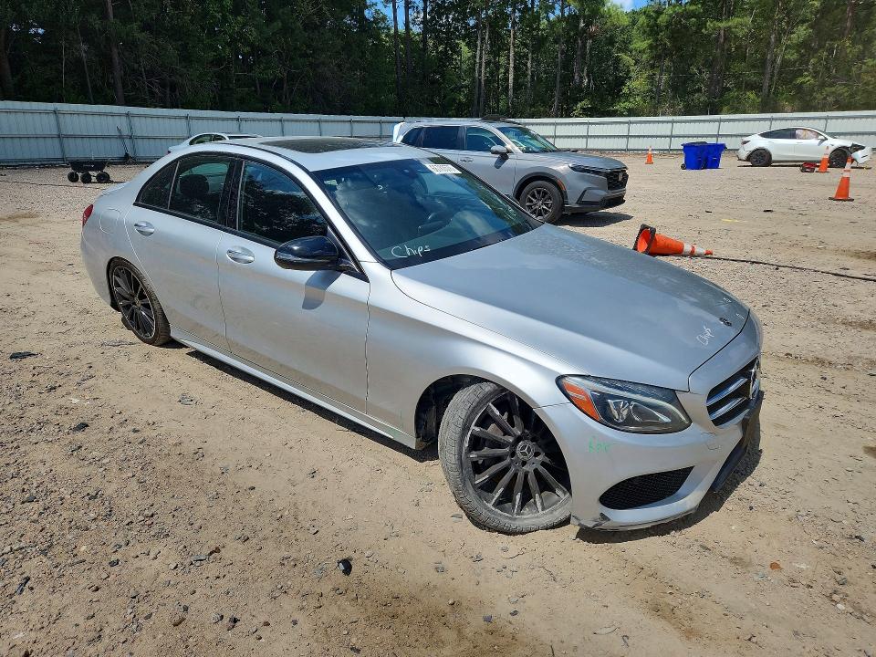 66783576 :رقم المزاد ، 55SWF4JB0JU247617 vin ، 2018 Mercedes-benz C مزاد بيع