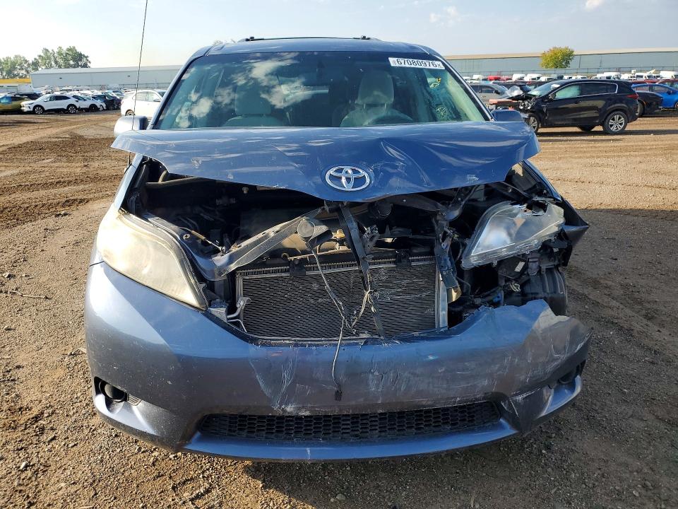 Продаж на аукціоні авто 2014 Toyota Sienna, vin: 5TDJK3DC1ES083723, номер лоту: 67080976