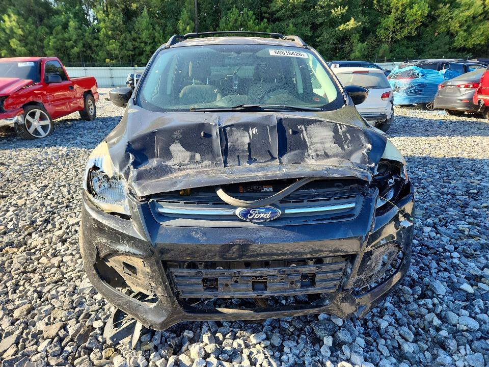 68616426 :رقم المزاد ، 1FMCU0GX3EUC15727 vin ، 2014 Ford Escape مزاد بيع