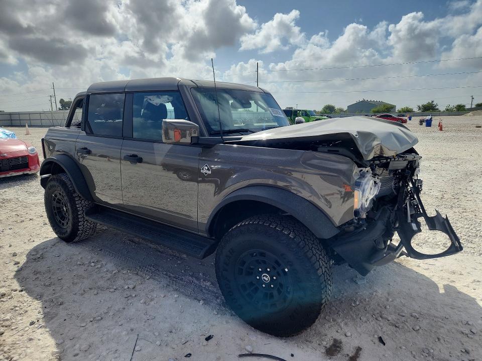 69286596 :رقم المزاد ، 1FMEE8BPXTLB21102 vin ، 2026 Ford Bronco مزاد بيع