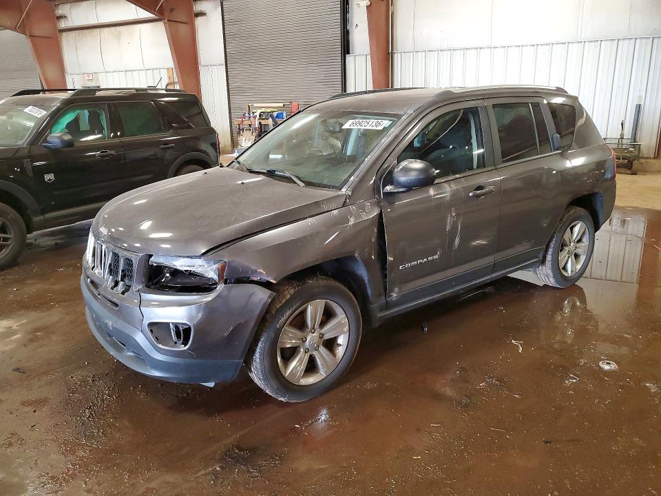 Auction sale of the 2016 Jeep Compass, vin: 1C4NJDBB1GD631075, lot number: 69925136
