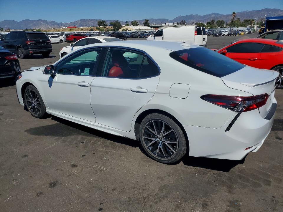 Продаж на аукціоні авто 2024 Toyota Camry, vin: 4T1G11AK1RU263066, номер лоту: 71191446