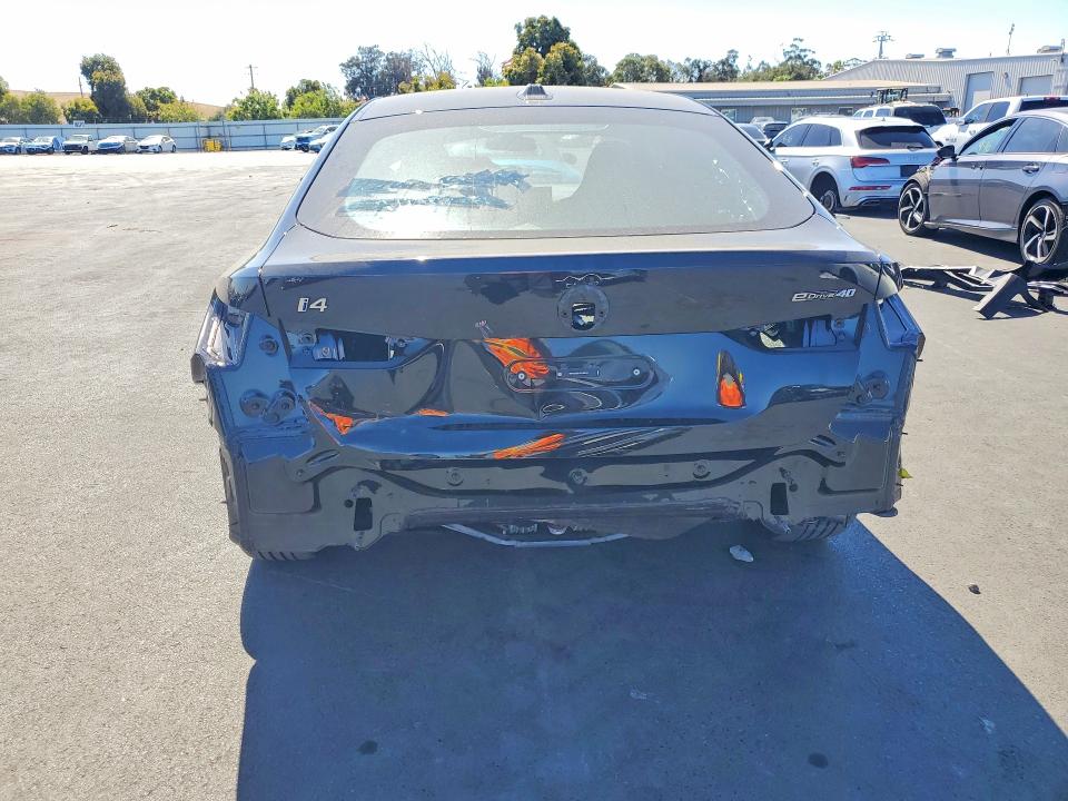 68422976 :رقم المزاد ، WBY23HD01SFU44074 vin ، 2025 Bmw I4 مزاد بيع