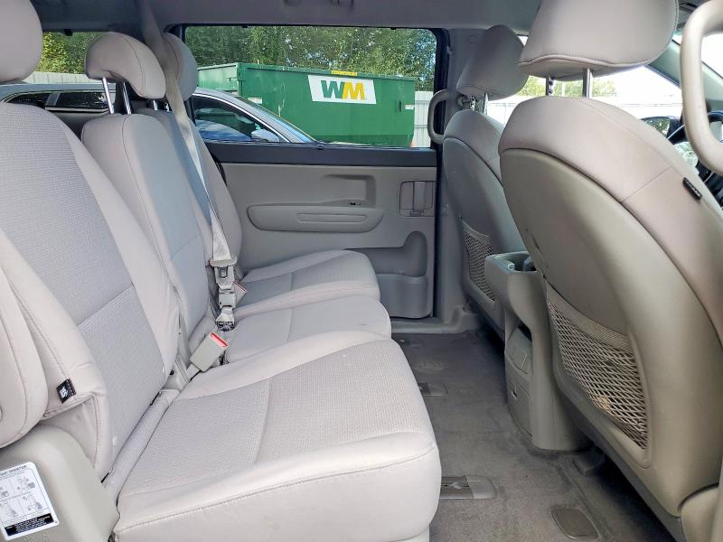 69787646 :رقم المزاد ، KNDMB5C14G6200156 vin ، 2016 Kia Sedona مزاد بيع