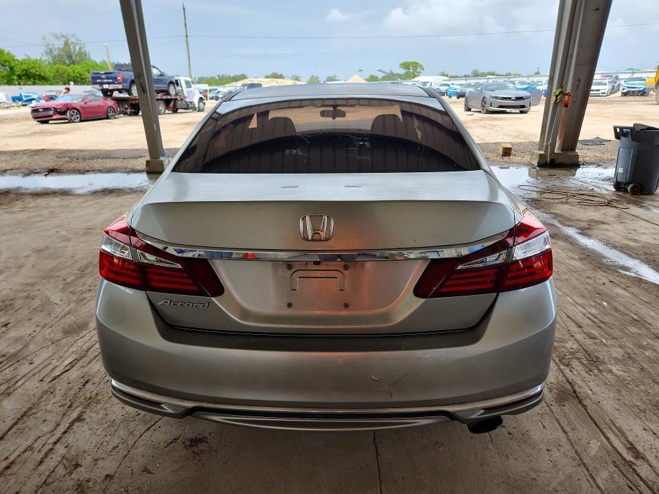 2017 Honda Accord მანქანა იყიდება აუქციონზე, vin: 1HGCR2F3XHA148857, აუქციონის ნომერი: 68347406