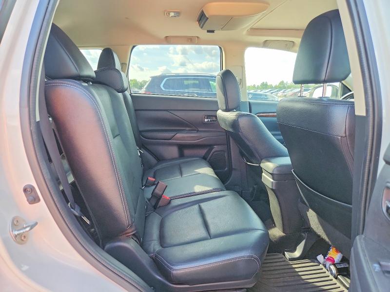 2014 Mitsubishi Outlander მანქანა იყიდება აუქციონზე, vin: JA4JZ4AXXEZ017043, აუქციონის ნომერი: 68021266
