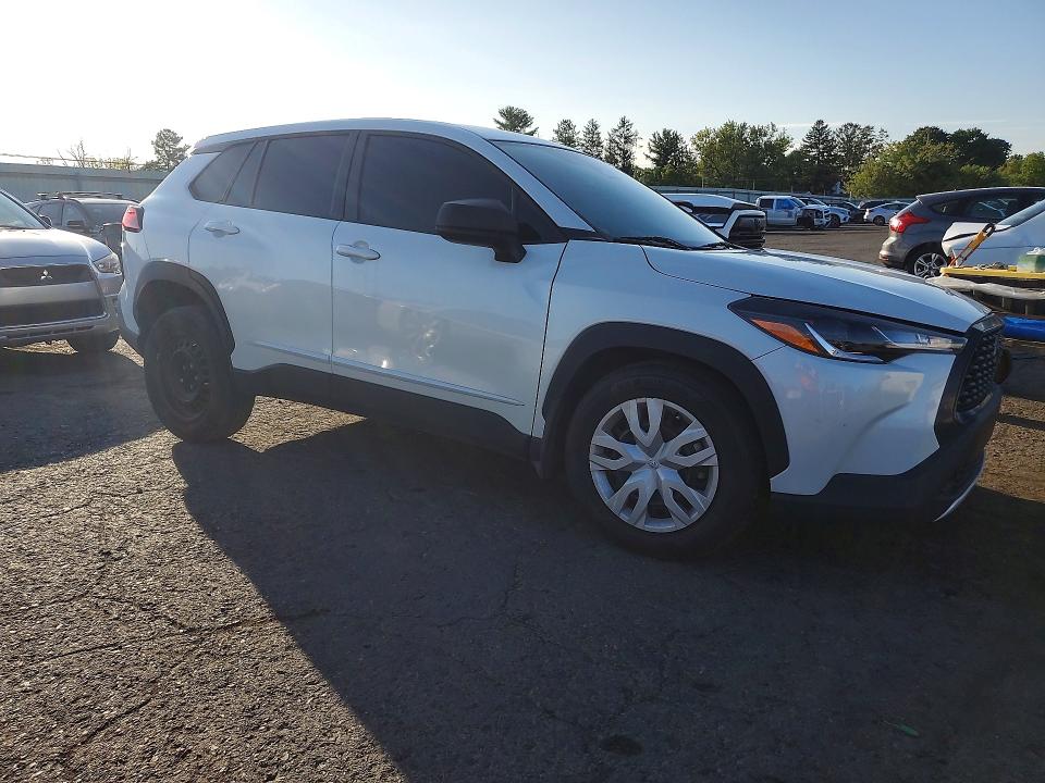 Продаж на аукціоні авто 2024 Toyota Corolla Cross, vin: 7MUAAABG1RV083164, номер лоту: 68778546