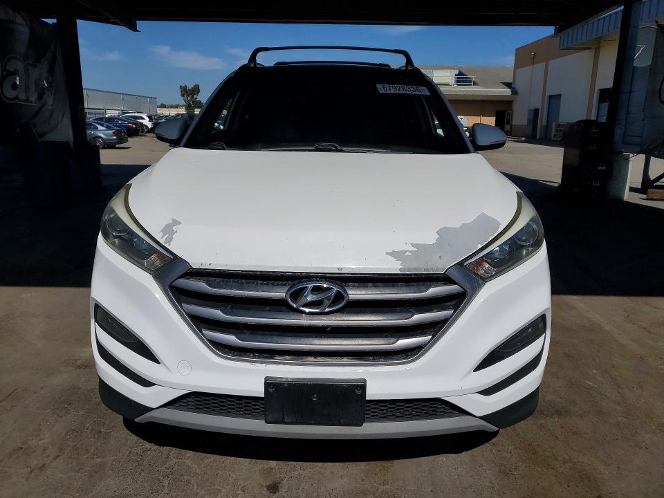 Продаж на аукціоні авто 2018 Hyundai Tucson, vin: KM8J3CA24JU742937, номер лоту: 67928336