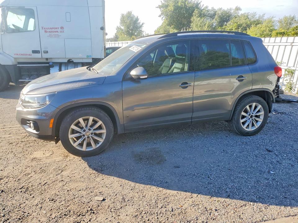 69932136 :رقم المزاد ، WVGJV7AX5FW519539 vin ، 2015 Volkswagen Tiguan مزاد بيع