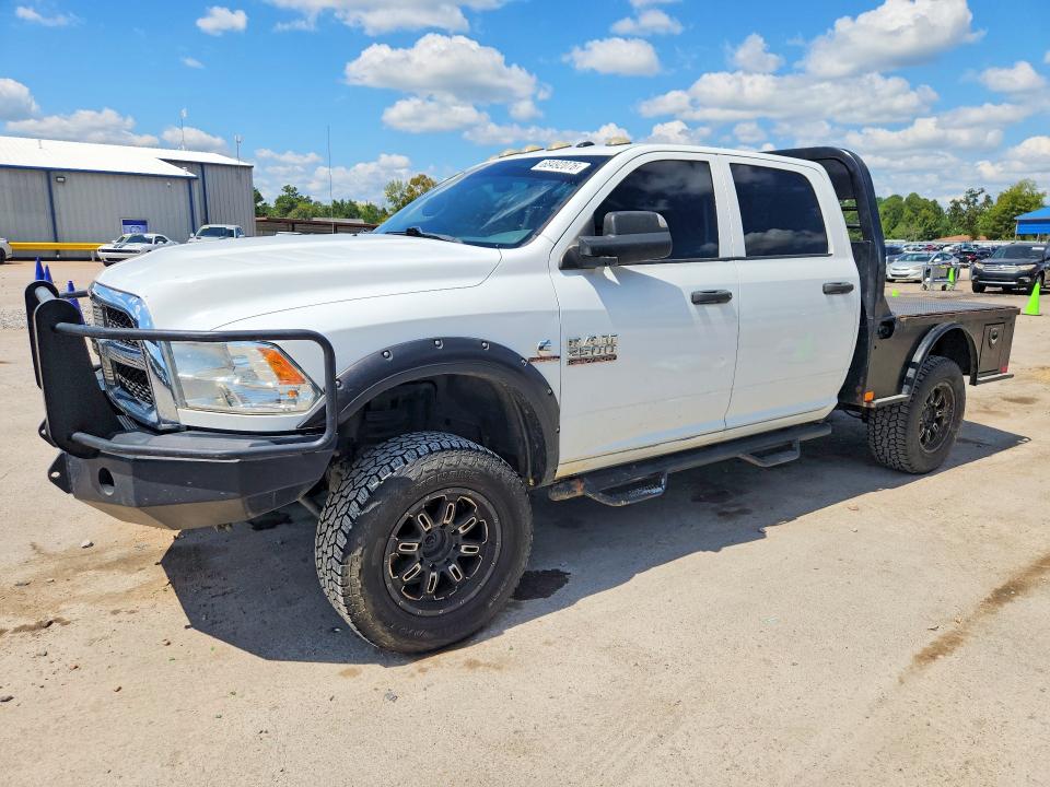 68492076 :رقم المزاد ، 3C6UR5CL0JG275382 vin ، 2018 Ram 2500 مزاد بيع