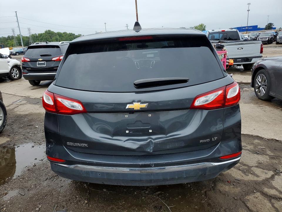 67647786 :رقم المزاد ، 2GNAXSEV6J6344755 vin ، 2018 Chevrolet Equinox مزاد بيع