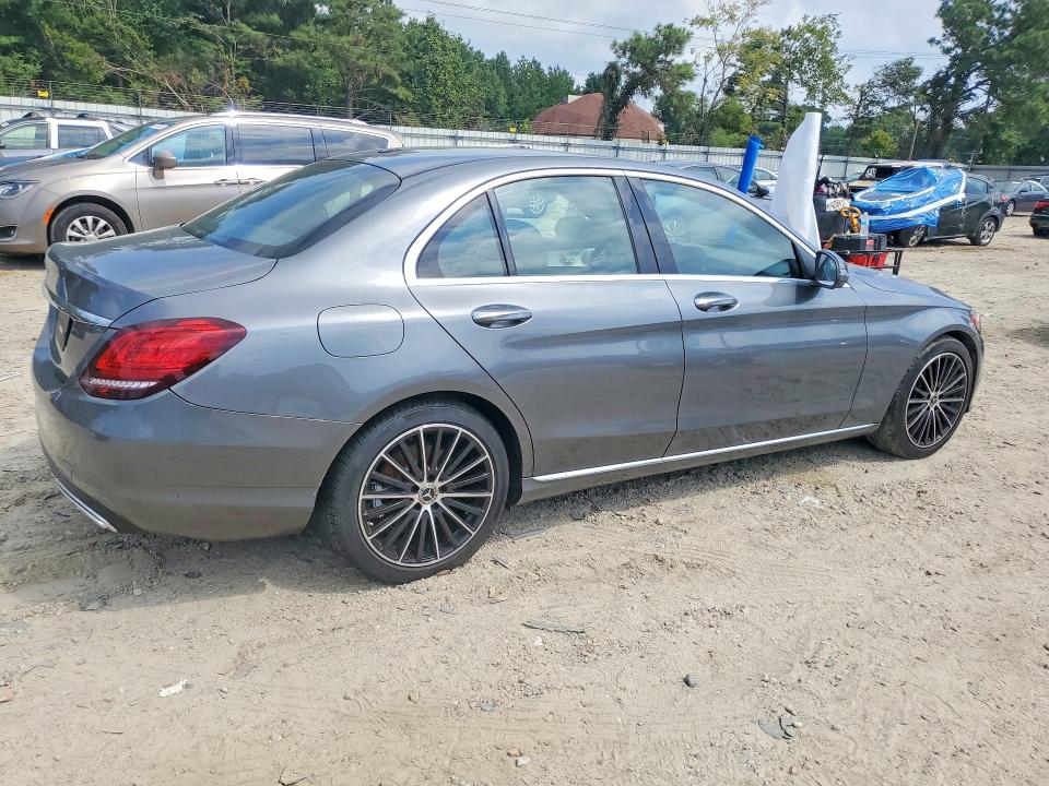 66836546 :رقم المزاد ، W1KWF8DB0MR637724 vin ، 2021 Mercedes-benz C مزاد بيع