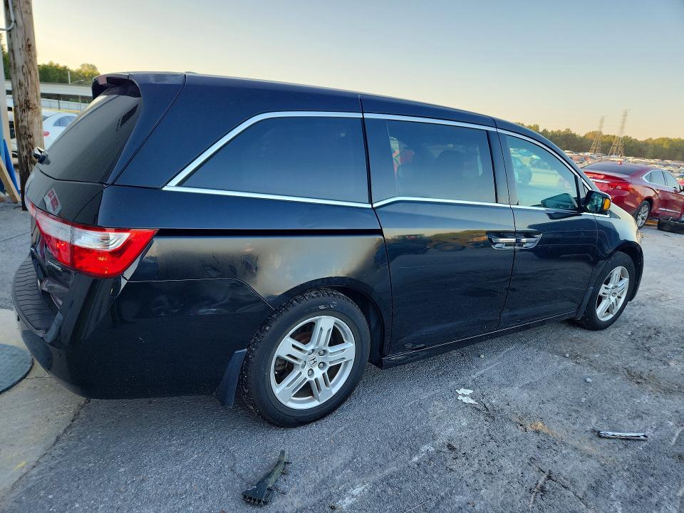 2011 Honda Odyssey მანქანა იყიდება აუქციონზე, vin: 5FNRL5H94BB059958, აუქციონის ნომერი: 70086236