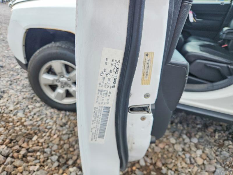 2016 Jeep Compass მანქანა იყიდება აუქციონზე, vin: 1C4NJCEB9GD542960, აუქციონის ნომერი: 67538436
