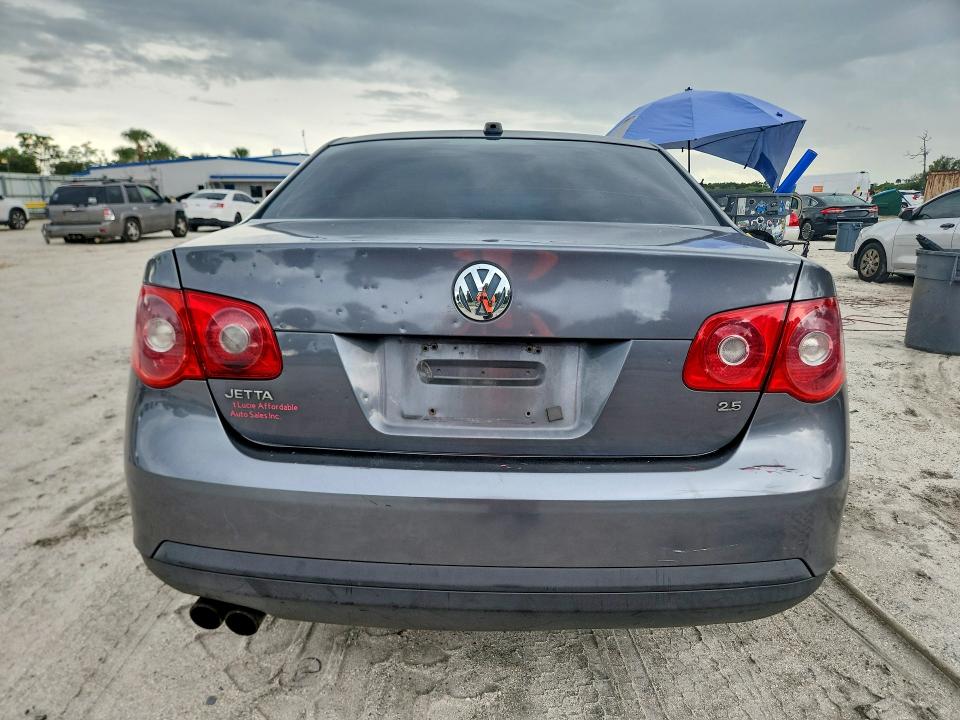 Продажа на аукционе авто 2005 Volkswagen New Jetta, vin: 3VWDF71K35M647535, номер лота: 69299986