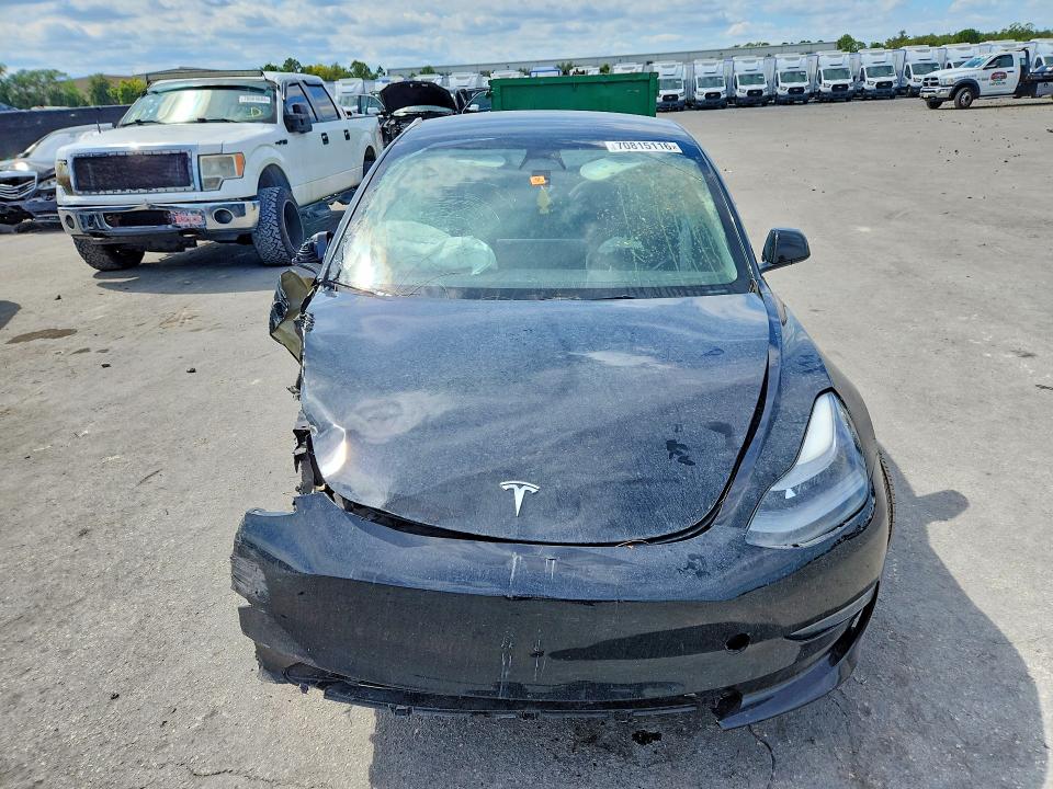 Продажа на аукционе авто 2023 Tesla Model 3, vin: 5YJ3E1EA3PF702945, номер лота: 70815116