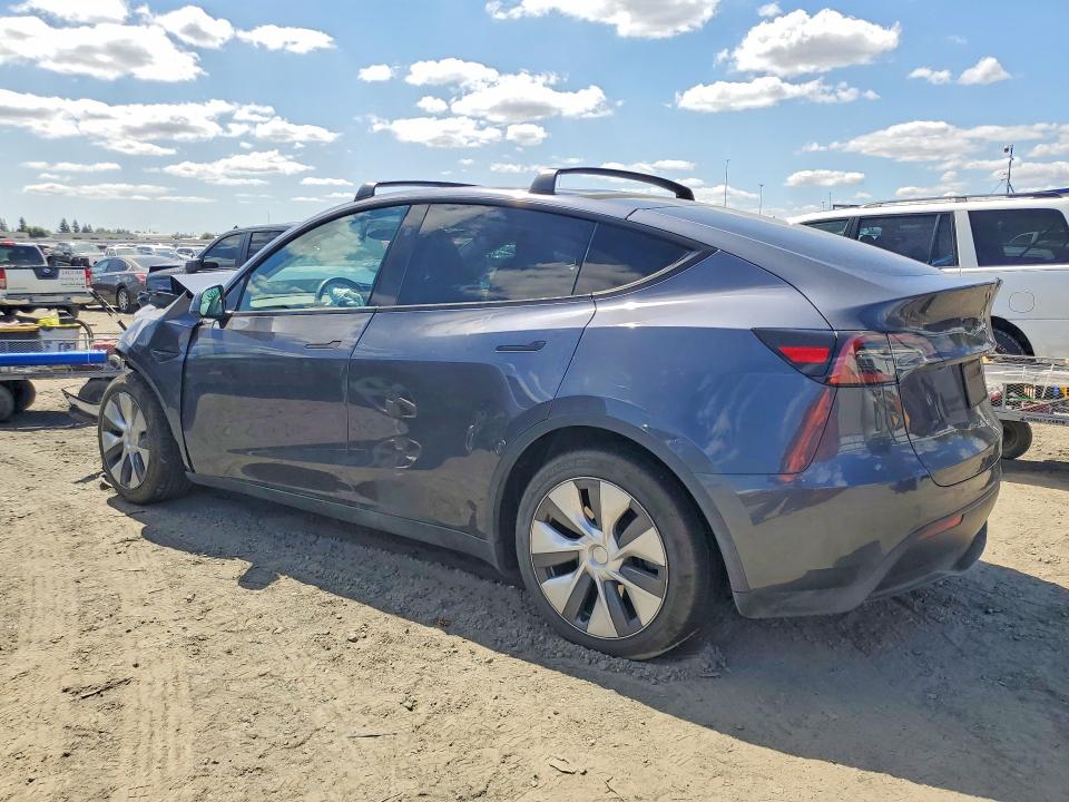 68094076 :رقم المزاد ، 7SAYGAEE2PF865561 vin ، 2023 Tesla Model Y مزاد بيع