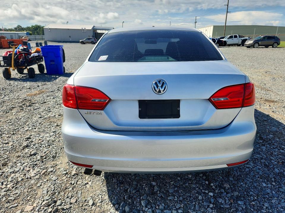 68858496 :رقم المزاد ، 3VW2K7AJ9EM409750 vin ، 2014 Volkswagen Jetta مزاد بيع