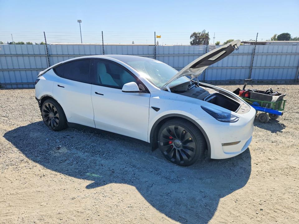 Продаж на аукціоні авто 2022 Tesla Model Y, vin: 7SAYGDEF8NF453605, номер лоту: 69776716