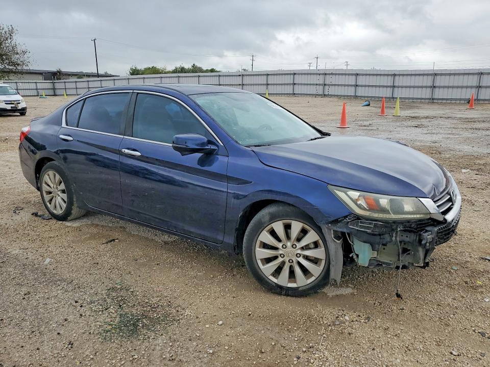 Продажа на аукционе авто 2015 Honda Accord, vin: 1HGCR2F76FA081822, номер лота: 69514746