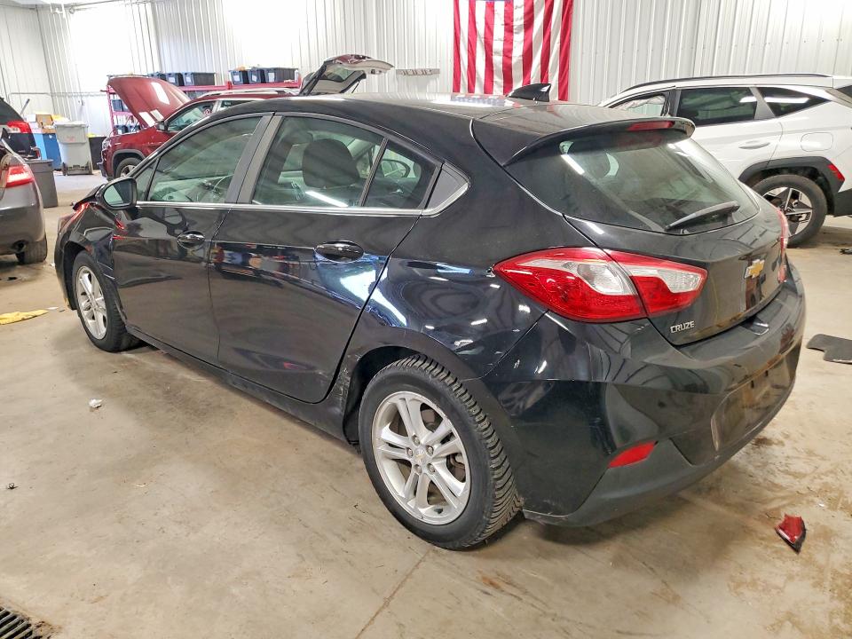 70312966 :رقم المزاد ، 3G1BE6SM6HS613640 vin ، 2017 Chevrolet Cruze مزاد بيع