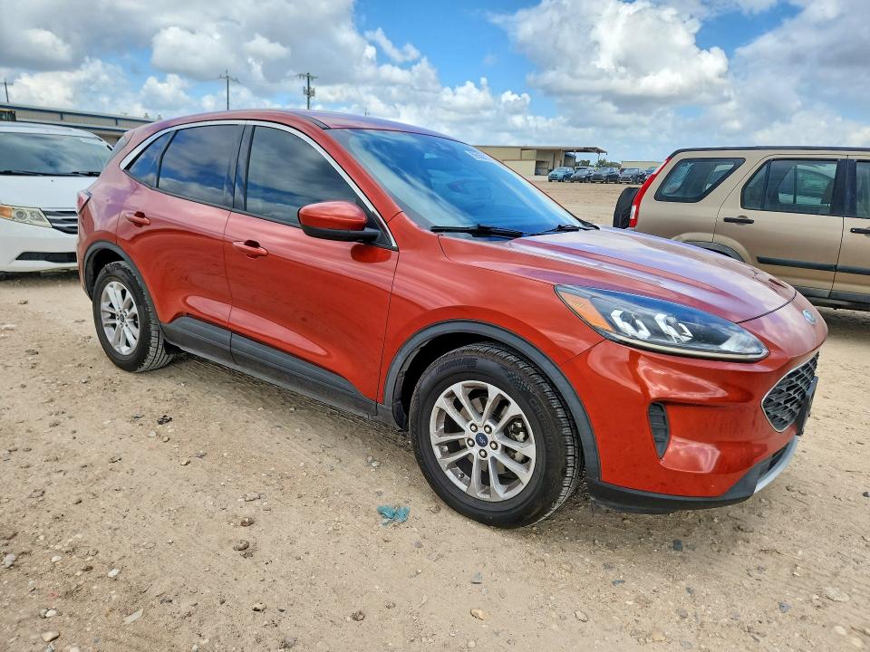 69568826 :رقم المزاد ، 1FMCU0G60LUB02063 vin ، 2020 Ford Escape مزاد بيع