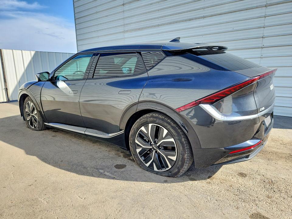 Продажа на аукционе авто 2023 Kia Ev6, vin: KNDC34LA9P5111630, номер лота: 70525026