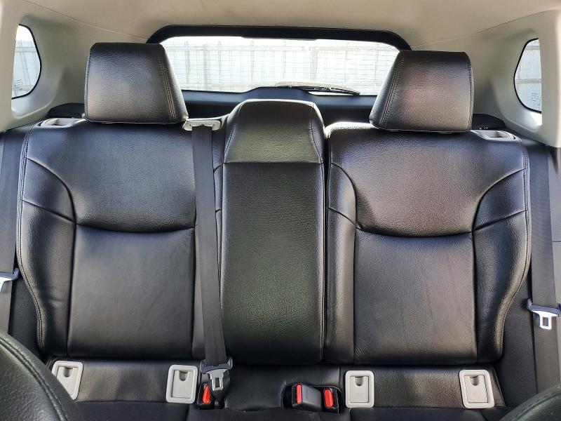 2023 Toyota Corolla Cross მანქანა იყიდება აუქციონზე, vin: 7MUBAABG3PV060857, აუქციონის ნომერი: 68696276